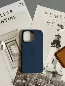 Чехол для iPhone 14 Pro / Silicone Case MagSafe/ с защитой камеры / Фирменная анимация / Сапфир_ 2