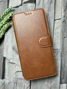 Чехол книжка для Samsung Galaxy A06 / Samsung A06 c хлястиком / flip чехол для Самсунг Галакси А06 с функцией подставки , коричневый