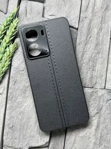 Чехол противоударный для Realme P3 ( Реалми П3 ) с защитой камеры , текстура кожи , черный