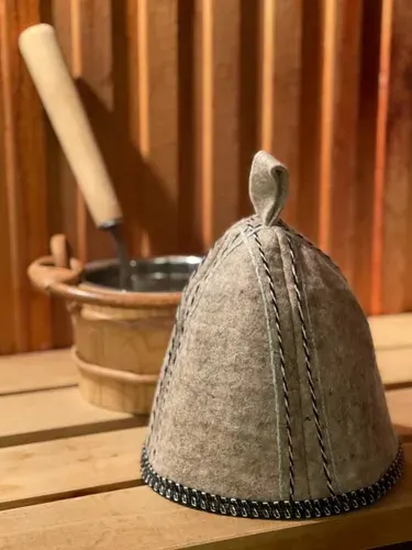 Шапка для бани и сауны из натурального войлока