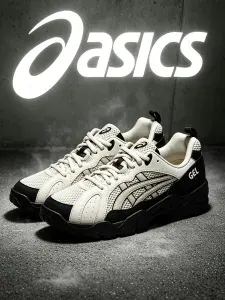 Кроссовки ASICS