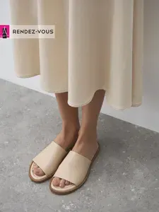 Шлепанцы TENDANCE