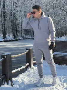 Костюм спортивный