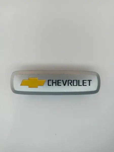 Логотип с маркой автомобиля для ЭВА ковриков Chevrolet
