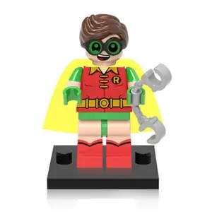 Минифигурка Робин // DC COMICS / Совместимый конструктор