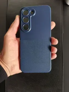 Чехол пупырчатый на Tecno Spark 40 Pro матовый синий