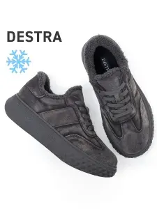 Кроссовки DeSTRA осенние