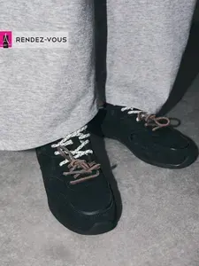 Кроссовки TENDANCE