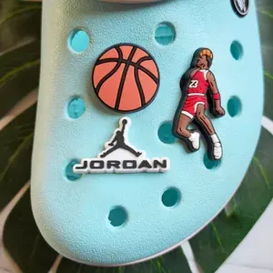 Джибитсы баскетбол мяч на Crocs