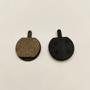 Колодки для дисковых тормозов от фирмы Shunfeng SF-DC15 (1 пара) подходят для Kugoo, Jak-5,B777, Trinx, FOREVER, Qianlida, Yongjiu, совместимы с гидравлическими тормозами электросамоката