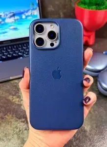 Чехол из натуральной кожи для iPhone 16 Pro / Leather Case MagSafe / Apple Закрытая кнопка Camera Control / Синий_3 + защитное стекло SPARTA