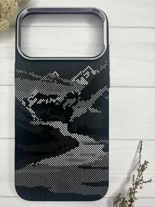 Премиум Чехол на Iphone 17 ProMax / Про Макс / Горы / MagSafe