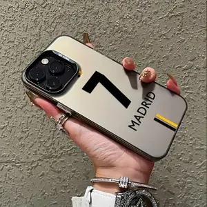 Чехол на Самсунг A36/A56 / SAMSUNG A36/A56 серый противоударный чехол с крупной цифрой 7 и текстом MADRID, усиленная защита камеры и боковых граней