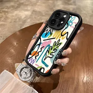 Чехол на Айфон 16 Про Макс / iPhone 16 Pro Max черный граффити силиконовый ударопрочный