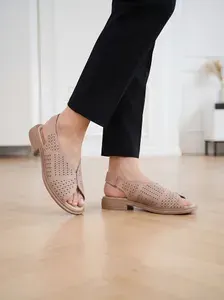 Босоножки Evita