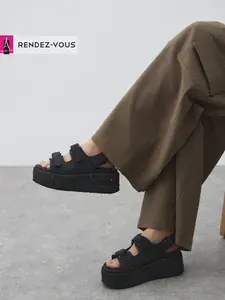 Сандалии TENDANCE