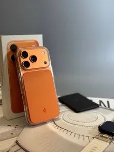Чехол для iPhone 17 Pro Max Spigen ULTRA HYBRID / Cпиген для Айфон 17 Про Макс / Orange