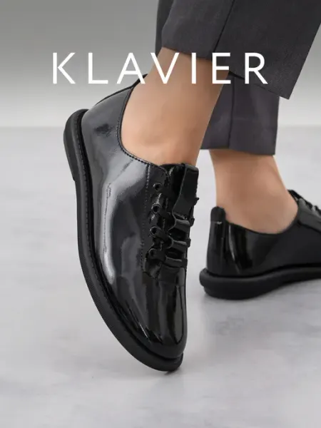 Полуботинки женские черные босоногие KLAVIER