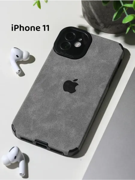 Чехол на iPhone 11 замшевый