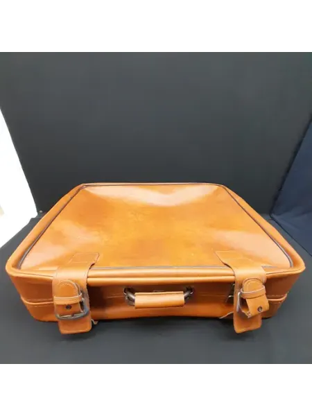 Кожаный чемодан. Vintage. Антикварная книга, коллекциониро
