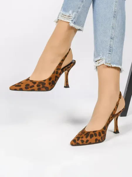 Туфли на низком каблуке вечерние лодочки EGGA SHOES