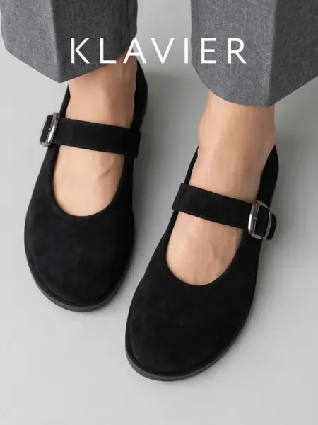 Туфли черные женские на низком каблуке школьные KLAVIER
