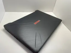 ASUS Игровой ноутбук, Intel Core i7-8750H, RAM 16 ГБ, SSD 128 ГБ, NVIDIA GeForce GTX 1050 (4 Гб), Windows Home, черный, Английская раскладка