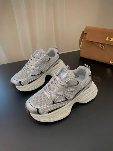 Кроссовки STARLACES