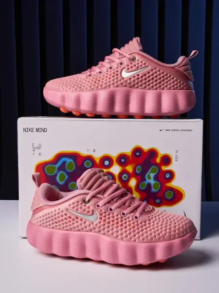 Кроссовки Nike Mind 002 BAYBORA