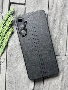 Чехол противоударный для Samsung Galaxy M55 / Самсунг М55 с защитой камеры , текстура кожи , черный