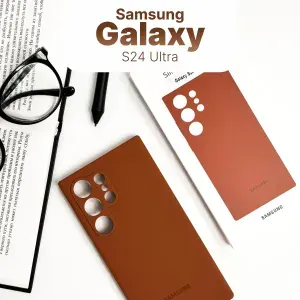 Коричневый Силиконовый Чехол для Samsung Galaxy S24 Ultra, тонкий противоударный ,из жидкого силикона премиум-класса, улучшенная защита камеры,подкладка из микрофибры