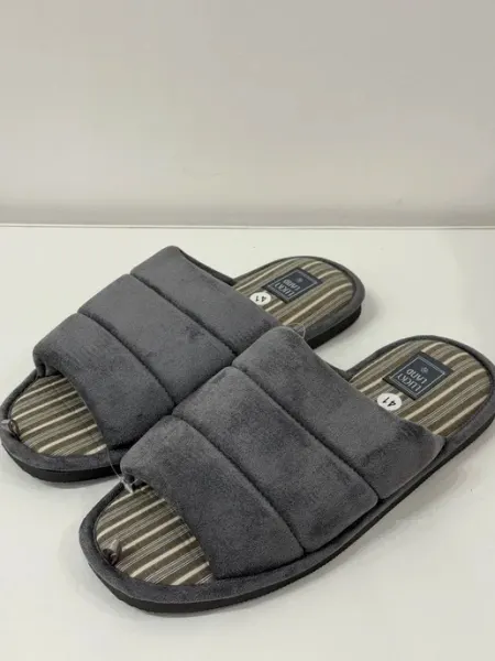 Grandshoes Тапочки домашние с открытым мысом