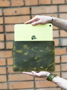 Кожаный чехол для iPad горизонтальный
