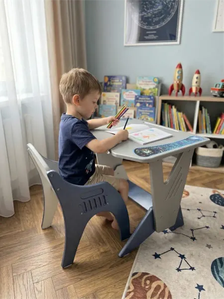 Tech kids Растущий стул и стол для мальчика от года