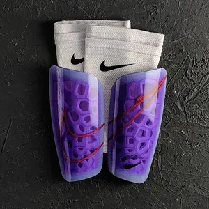 Щитки футбольные MERCURIAL LITE