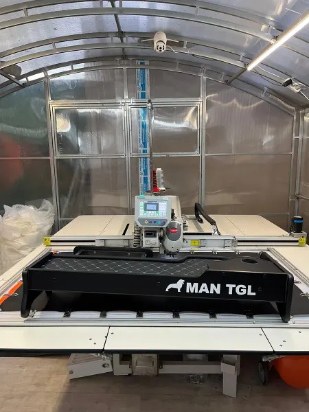 АвтоСтиль Столик автомобильный MAN TGA TGL(МАН)Узкая кабина