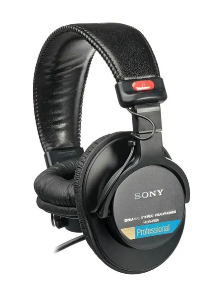 MDR-7506 студийные наушники Sony черные. Товар уцененный
