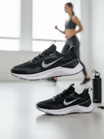 Мужские и женские спортивные кроссовки Nike для весны и лета