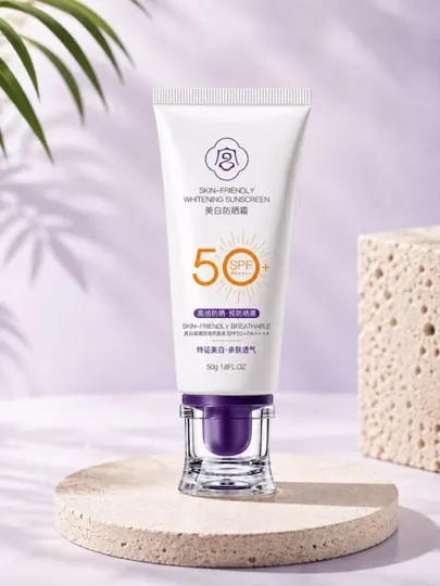 Увлажняющий солнцезащитный крем для лица SPF50+ PA++++