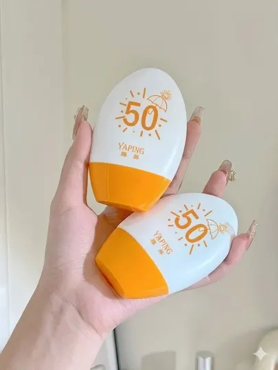 Солнцезащитный крем для лица SPF