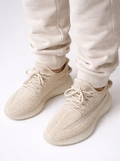 Кроссовки в стиле Yeezy для мальчиков и девочек, лёгкие и стильные
