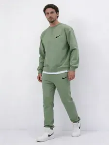 Костюм спортивный