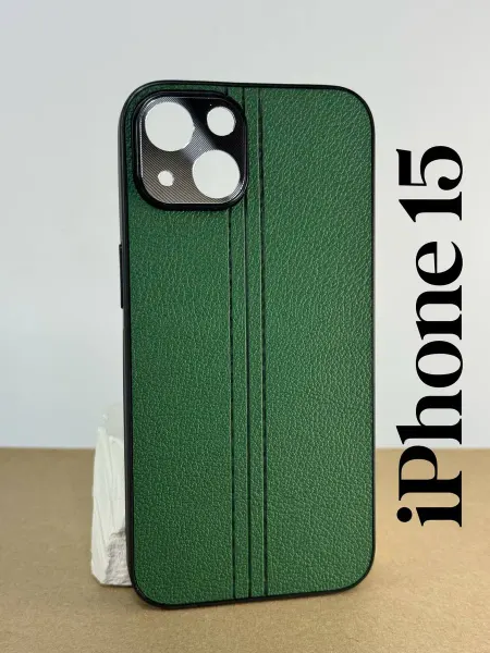 Чехол на iPhone 15, зеленый