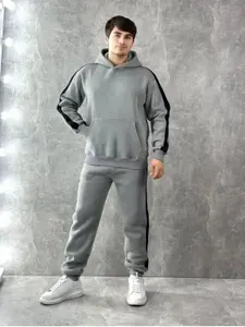 Костюм спортивный