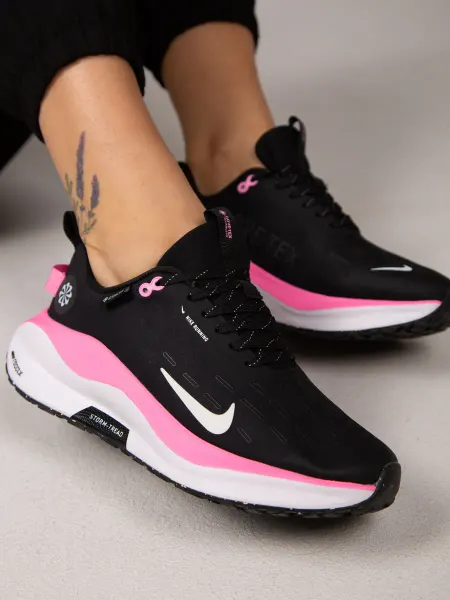 Nike Кроссовки спортивные
