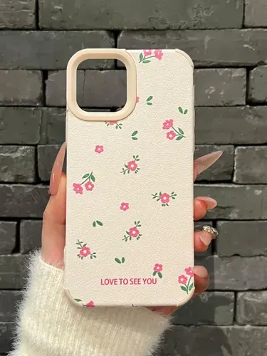 Чехол на iPhone 11 с цветочками