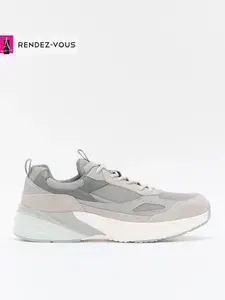Кроссовки TENDANCE