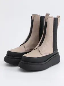Ботинки челси Pollini