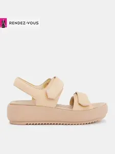 Сандалии TENDANCE
