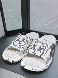 Шлепанцы Женские
